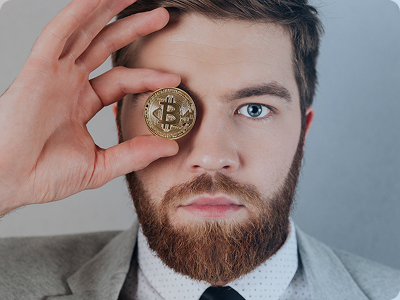 Julian Wolf – Chief Analyst bei Vexilo Naren